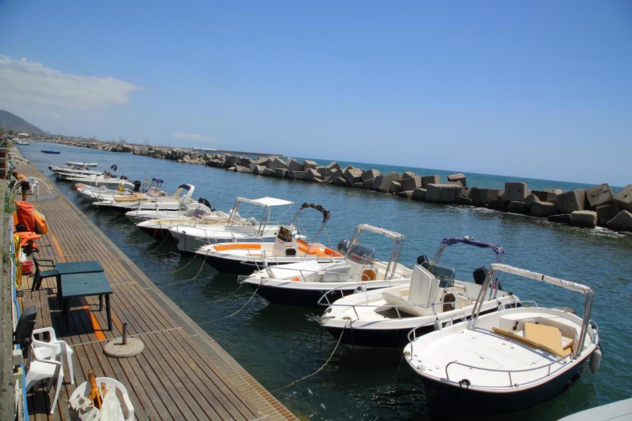 Salerno Mare E Luci Deluxe Lejlighed Eksteriør billede