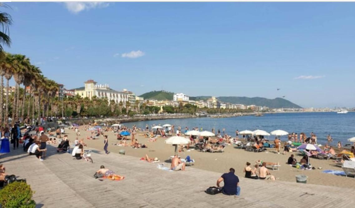 Salerno Mare E Luci Deluxe Lejlighed Eksteriør billede