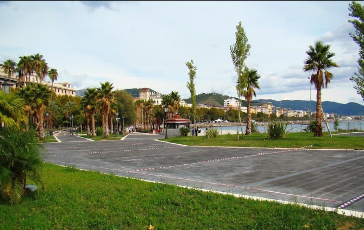 Salerno Mare E Luci Deluxe Lejlighed Eksteriør billede
